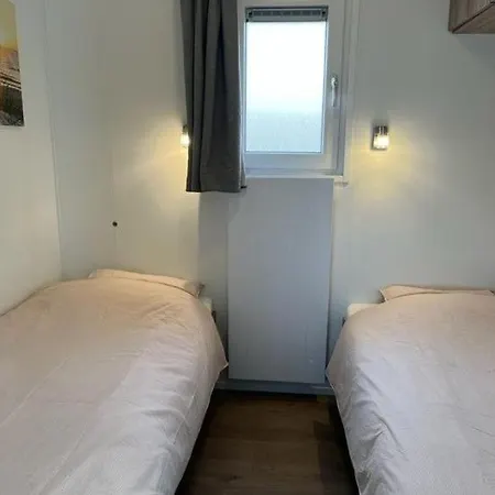 Moderne Met Airco In Бланкенберге